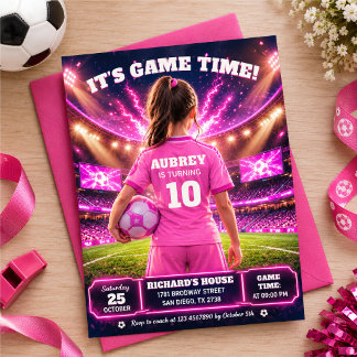 Rosa fußballthematischer Geburtstag Einladung