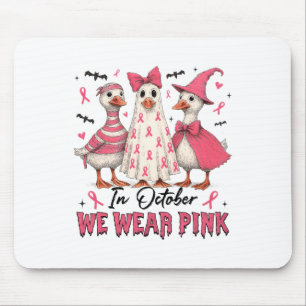 Rosa Gänsehexe Im Oktober tragen wir Kürbiskernbrü Mousepad