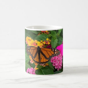 Rosa Gelbe Grüne Florale Lantana mit Schmetterling Kaffeetasse