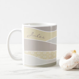 Rosa gelbe, grüne Streifen Abstrakte Waves Name Kaffeetasse