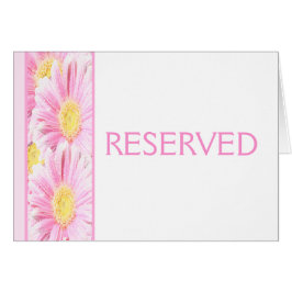 Rosa Gerbera Daisies auf der White Reserved Card