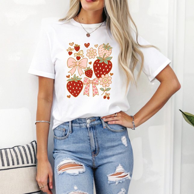 Rosa Girly Summer Coquette Strawberry T-Shirt (Von Creator hochgeladen)