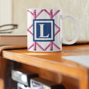 Rosa Gitter-Bambus-Muster-Monogramm im vornehmen S Kaffeetasse