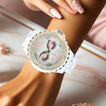 Rosa Glitzer Eyelashes Armbanduhr<br><div class="desc">Bleibe stylish und pünktlich mit dem Pink Glitzer Eyelashes Custom Watch. Mit glänzenden rosa Glitzer-Akzenten, kühnen Augenlischendetails und einem schicken Design ist diese Uhr perfekt für Lasch-Techs, Lash-Künstler oder alle, die Glam-Accessoires Lieben. Personalisieren Sie es mit Ihrem Namen, Geschäftsnamen oder verließ Sie es leer für ein schlankes und vielseitiges Aussehen....</div>