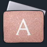 Rosa-Glitzer und Sparklogramm Laptopschutzhülle<br><div class="desc">Rosa Rose Gold Imitate Glitzer und sparkle Elegant Monogram Case. Dieser Fall kann so angepasst werden,  dass er Ihren Anfangs- und Vornamen enthält.</div>