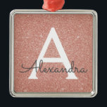 Rosa-Gold-Glitzer und Sparklogramm Ornament Aus Metall<br><div class="desc">Rosa Rose Gold Imitate Glitzer und sparkle Elegant Monogram Weihnachtsschmuck. Dieses Ornament kann so angepasst werden,  dass es Ihren Anfangs- und Vornamen enthält.</div>
