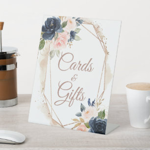 Rosa Hauch, Navy & Gold Blumenkarten & Geschenke Sockelschild