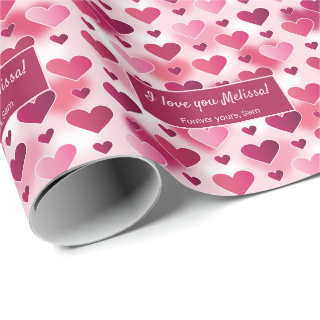 Rosa Herzen & Benutzerdefiniert I Liebe Sie Text V Geschenkpapier (Rolleneckpunkt)