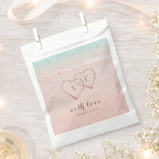 Rosa Herzen im Sandstrand Hochzeit Geschenktütchen (Ausgeschnitten)