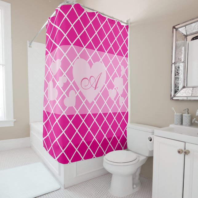 Rosa Herzen mit Girly Monogram Duschvorhang (Beispiel)