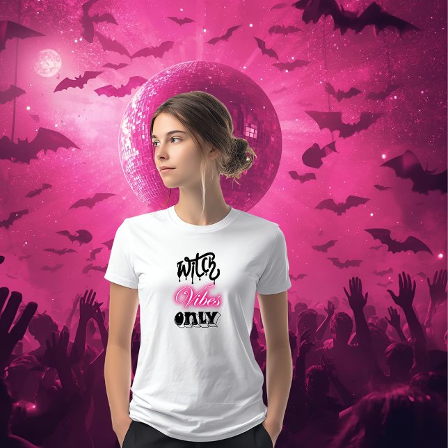 Rosa Hexenvibes nur halloween Typografin Tri-Blend Shirt (Von Creator hochgeladen)