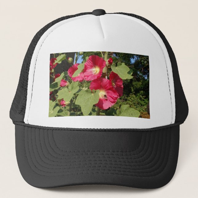 Rosa Hollyhock Truckerkappe (Vorderseite)