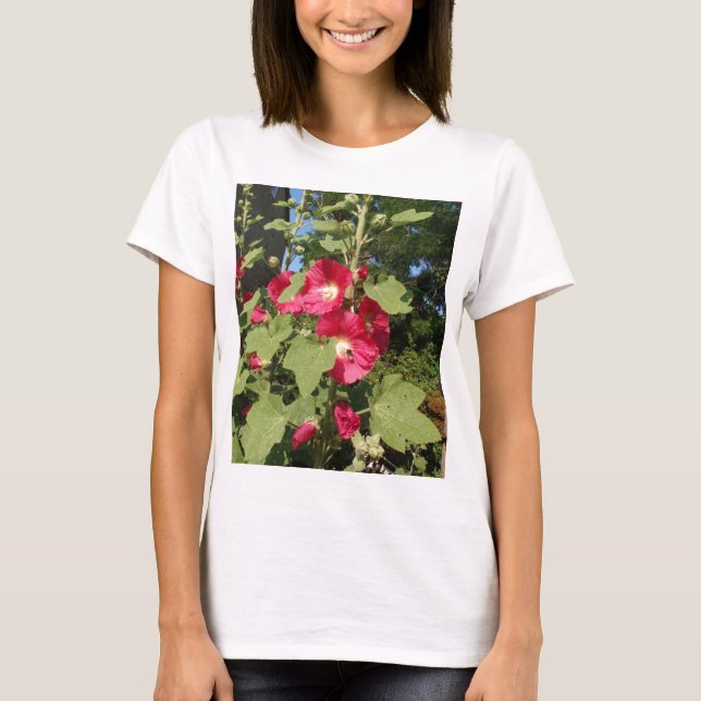 Rosa Hollyhocks T-Shirt (Vorderseite)