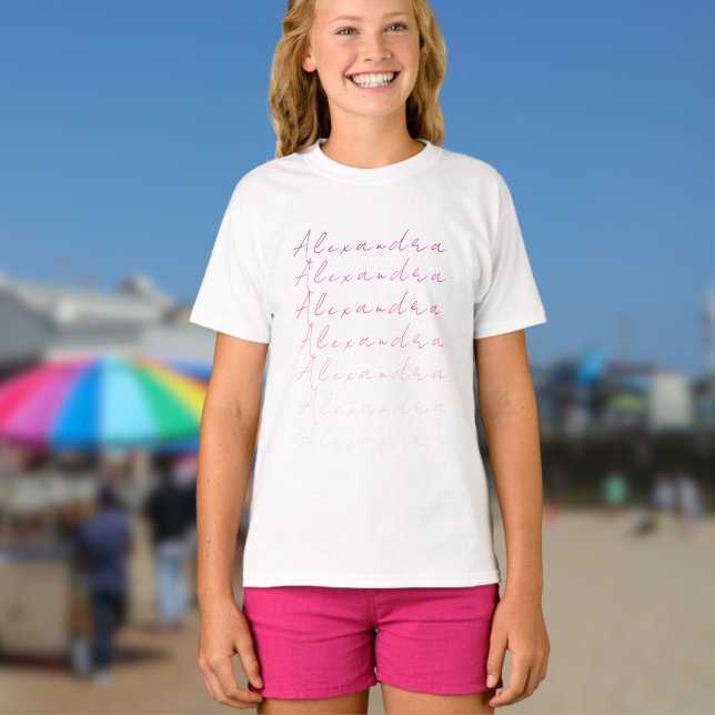 Rosa Individuelle Name T-Shirt (Von Creator hochgeladen)