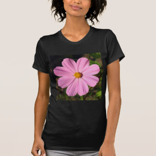 Rosa Kosmos (quadratisches Foto) T-Shirt