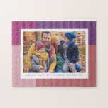 Rosa lila, buntes personalisiertes Foto<br><div class="desc">Ein buntes Streifen-Muster in Rosa- und lila-Farbtönen umgibt ein Single-Foto mit individuellem Text. Dieses Foto-Geschenk eignet sich für alle Altersgruppen - von Kindern bis zu Großeltern,  um ein Foto oder eine Veranstaltung zu feiern.</div>