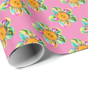 Rosa, lila, gelbe Blumen auf sanftem Rosa Geschenkpapier
