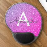 Rosa Lila Glitzer Monogramm Name Mousepad<br><div class="desc">Rosa und Lila Ombre Sparkle Glitzer Monogram Name Monogram Mousepad. Dieses Mousepad kann auf Ihren Vornamen angepasst werden. Bitte kontaktieren Sie den Designer,  um passende Artikel zu erhalten.</div>