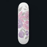 Rosa Lila Lichtfarbe Grüne Farbe Skateboard<br><div class="desc">Dieses elegante und hübsche Muster ist perfekt für die trendige und stilvolle Frau. Die Blume und Blätter sind in pinkfarbenen, lila und hellgrünen Händen gehalten und auf einem weißen Hintergrund gehalten. Es ist künstlerisch, mädchenhaft, niedlich, einzigartig und trendig. ***WICHTIGE ANMERKUNG: Für jede individuelle Designanforderung, wie z. B. passende Produkte, Farbänderungen,...</div>