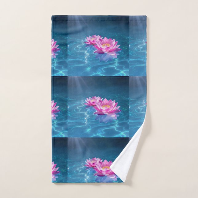 Rosa Lotus-Blume schweben auf Kristallblau Handtuch (Handtuch)