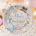 Rosa, Mad Hatter, Tea Party, Girl Wonderland Pappteller<br><div class="desc">Diese Papiertüte eignet sich perfekt für eine lustige Geburtstagsfeier zum Thema Alice in Wonderland, besonders für die Liebhaber der Teeparty von Mad Hatter. Das Design besticht durch lebhafte rosa Farbtöne, die den spielerischen und fantastischen Geist von Wonderland verkörpern. Illustrationen des Mad Hatter und andere ikonische Figuren schmücken den Teller und...</div>