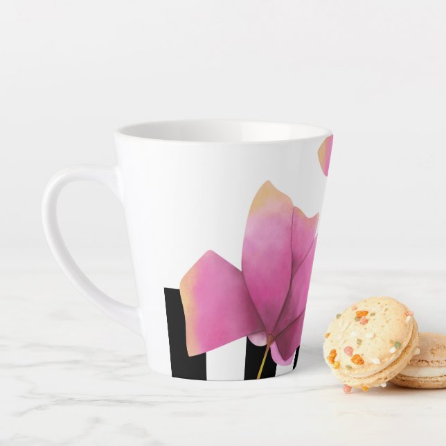 Rosa Magnolia-Blume Milchtasse (Beispiel)