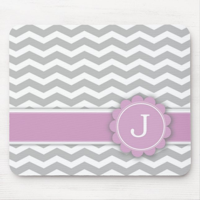 Rosa Monogramm-graues Zickzack des Buchstabe-J Mousepad (Vorne)