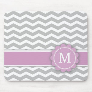 Rosa Monogramm-graues Zickzack des Buchstabe-M Mousepad
