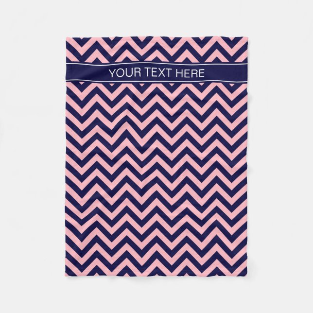 Rosa, Navy Blue LG Monogram, Zickzack Navy Name Fleecedecke (Vorderseite)