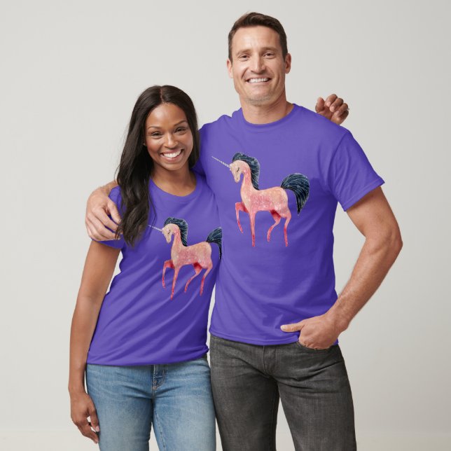 Rosa Nordic Unicorn mit schwarzem Mane T-Shirt (Unisex)