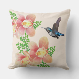 Rosa Orchideenblüten & Kolibri auf Elfenbein Kissen