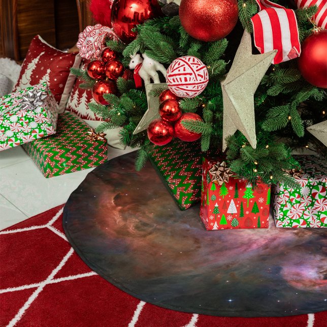 Rosa Orionnebel Polyester Weihnachtsbaumdecke (Pink Orion Nebula Brushed Polyester Tree Skirt)