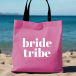 Rosa Personalisierte Bachelorette-Bride-Tasche Tasche<br><div class="desc">Lustiges kokettes Rosa mit einfachen vertikalen Blockbuchstaben, um für jeden Gast am Junggeselinnen-Abschied individuell zu gestalten. Hübsche Sake Gunst für jede Veranstaltung bachelorette, Girls Wochenende, Familie Wiedersehen, Pool Party und mehr! "Brautstamm" auf der Vorderseite und personalisieren den Rücken mit dem Namen des Gastes. Nachricht, wenn du etwas Anderes will als...</div>