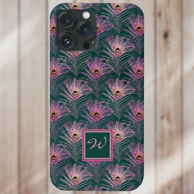 Rosa PfauenFedern und Monogramm auf Grün Case-Mate iPhone Hülle (Von Creator hochgeladen)