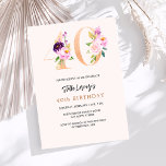 Rosa pfirsichblütige Zahlen Gold 40. Geburtstag Einladung<br><div class="desc">Ein modernes,  stilvolles und glamouröses Party zum 40. Geburtstag. Ein pfirsichfarbener Hintergrund. Dekoriert mit Foralzahlen in Imitaten Gold und Rosa. Der Name ist mit einem modernen handgeschriebenen Stilskript geschrieben. Personalisieren Sie Ihre Party-Daten und fügen Sie sie hinzu.</div>