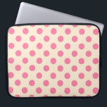 Rosa Polka-Punkte auf Sahne Laptopschutzhülle<br><div class="desc">Rosa Polka-Punkte auf Sahne</div>