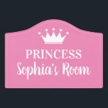 Rosa Prinzessin Kronen Kindermädchen Kinderzimmer  Türschild<br><div class="desc">Niedliche rosa Prinzessin Krönt eigenhändige Girl's Baby Room Kinderzimmer Door Sign für Neugeborene Mädchen. Drucken Sie Ihre eigenen Acrylwandplakate, Begrüßungsschilder und Teller für Bürotüren. Personalisierte Beschilderung für Zuhause, Kinderzimmer, Babyzimmer, Kinderzimmer, Umkleidekabinen usw. Personalisierte Beschilderung für Einfahrt und Wegbeschreibung. Machen Sie Ihre eigenen Begrüßungsschilder für Restaurant, Bar, Café, neues Haus, Event,...</div>