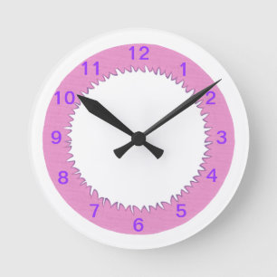 Rosa Ränder an weißen, lila Zahlen Wanduhr