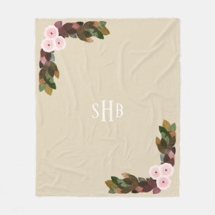 Rosa Ranunculus Blume und Foliage mit Initialen Fleecedecke