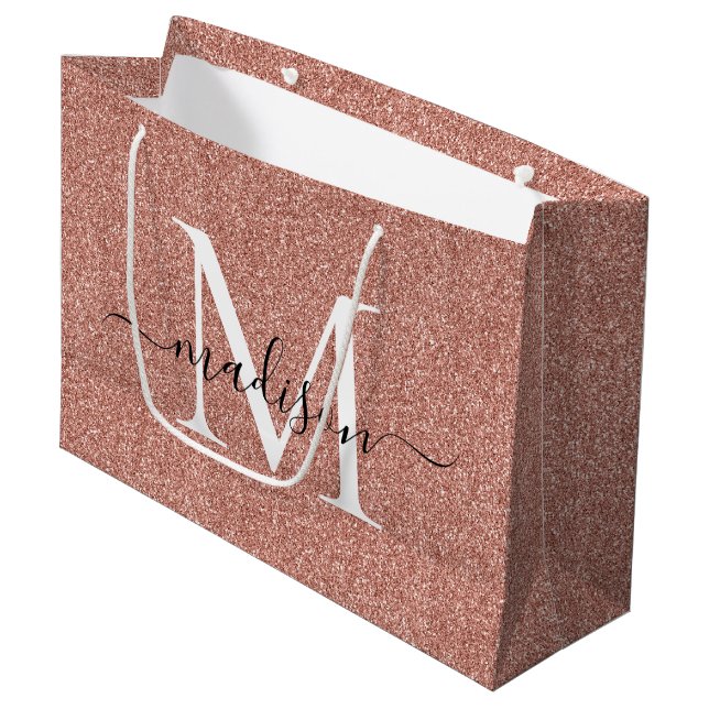 Rosa Rose Gold Glitzer Monogram Script Große Geschenktüte (Vorderseite Schrägansicht)