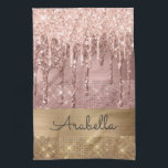 Rosa Rose Gold Glitzer Tropfen Individuelle Name Geschirrtuch<br><div class="desc">Modernes, luxuriöses, Rose Gold Glitzer tropfen auf Gold und Rose Gold Farbe Glitzer Streifen Custom Monogram Küchentuch. Dieses Design bietet Imitate glänzende Streifen Glitzer und gebürstetes Metall in Gold, und rot rosa Rosa Rosa Farbe Glitzer mit Namen oder Monogramm Text Vorlage. Über leicht rot Rosa und Rose Gold Glitzer tropfen....</div>