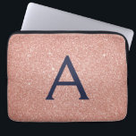 Rosa Rose Gold Navy Blue Glitzer Sparkgram Monogra Laptopschutzhülle<br><div class="desc">Blush Pink und Rose Gold Navy Blue Imitate Glitzer und sparkle Elegant Monogram Case. Dieser Fall kann so angepasst werden,  dass er Ihren Anfangs- und Vornamen enthält.</div>