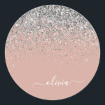 Rosa Rose Gold Silber Glitzer Monogram Runder Aufkleber<br><div class="desc">Blush Pink - Rose Gold Silver Imitate Foil Metallic Sparkle Glitzer gebürstete Metal Monogram Name und Initial Paper Party Aufkleber Adressenmarken. Das macht den perfekten 16 Geburtstag,  Hochzeit,  Brautparty,  Jubiläum,  Babydusche oder Junggeselinnen-Abschied Geschenk für jemanden,  der Lieben glamourösen Luxus und schicke Stile.</div>
