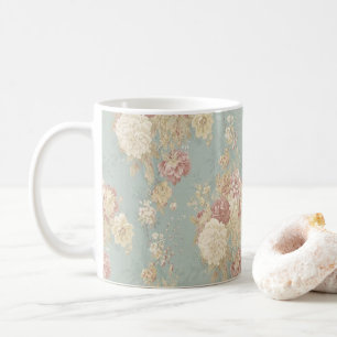 Rosa Rose mit weißem Rosa im Hintergrund Kaffeetasse