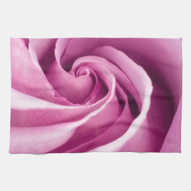 Rosa Rose nach Perfektion geklappt - Handtuch (Horizontal)
