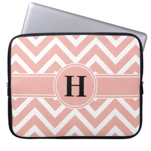 Rosa Roségold-Faux-Folie Weiße Chevron-Monogramm Laptopschutzhülle