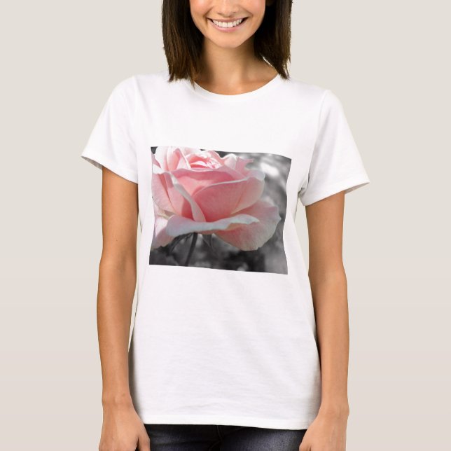 Rosa Rosen-Grau T-Shirt (Vorderseite)