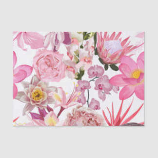 Rosa Rosen und viele nette blühende Blume. Seidenpapier