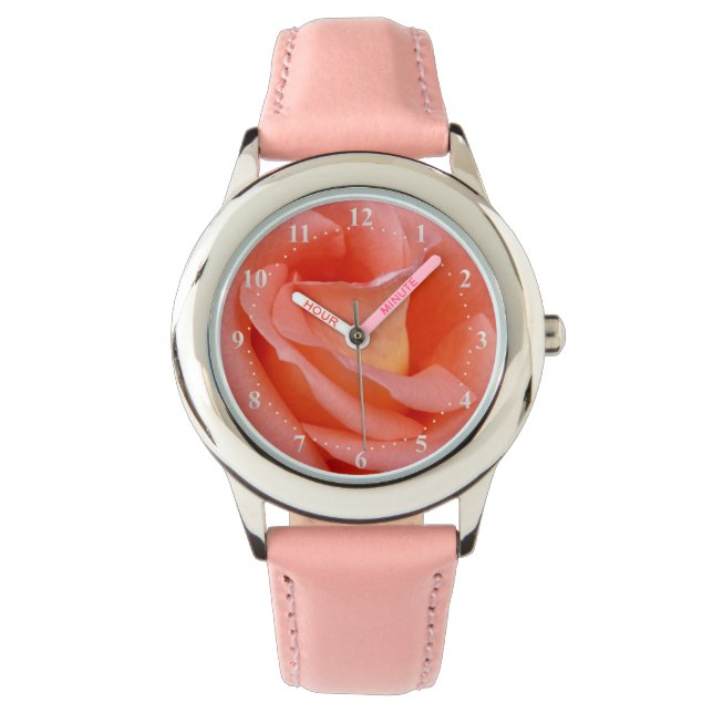 Rosa Rosenblätter Armbanduhr (Vorderseite)