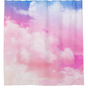 Rosa, Ruhe, Blau, gelbe Wolken und Himmel. Abstrak Duschvorhang